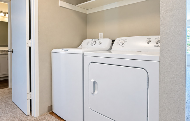 2 beds, 2 baths, 1,070 sqft, $1,675, Unit 16-203