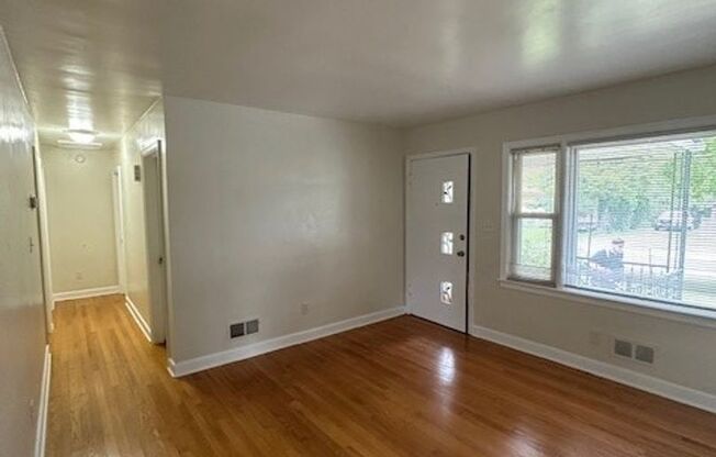 3 beds, 1 bath, $1,795