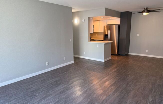 2 beds, 2 baths, 910 sqft, $2,745, Unit 1I