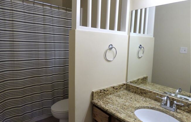 1104 Woodland Village