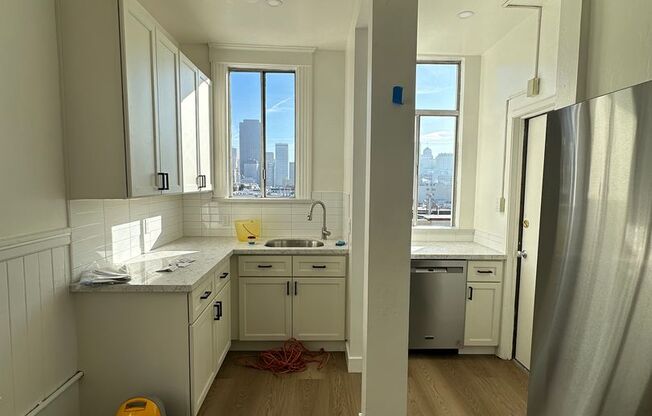 2 beds, 1 bath, $4,250, Unit 519