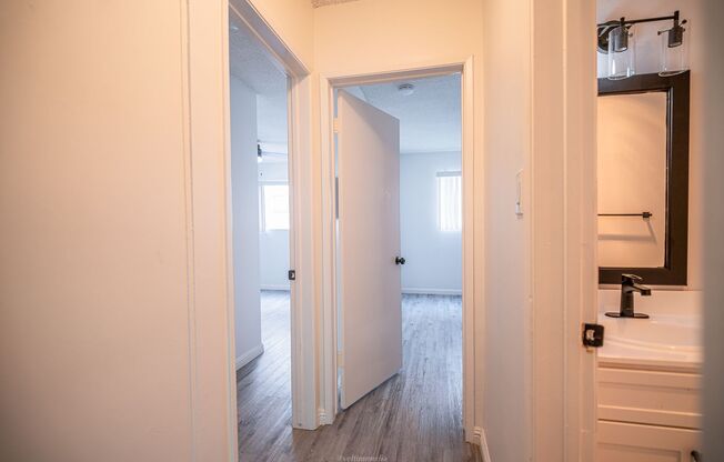 2 beds, 2 baths, 900 sqft, $2,395, Unit 10