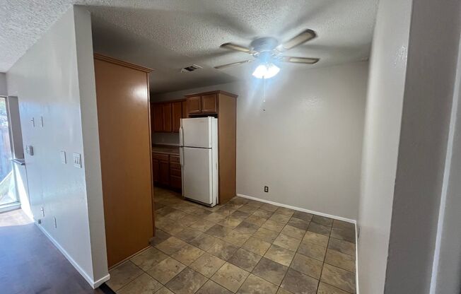 2 beds, 2 baths, $1,325