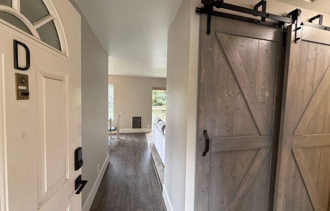 Recently Remodeled Condo in Villa La Jolla Drive