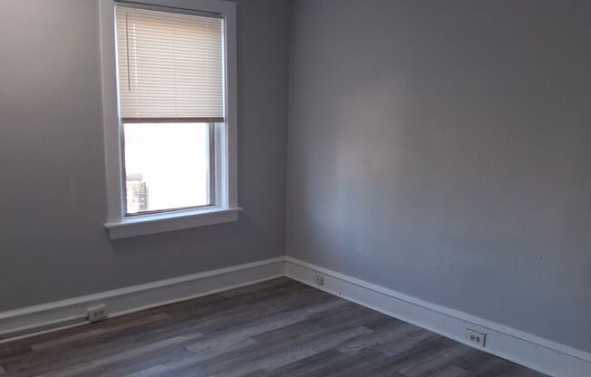 3 beds, 1 bath, $2,000