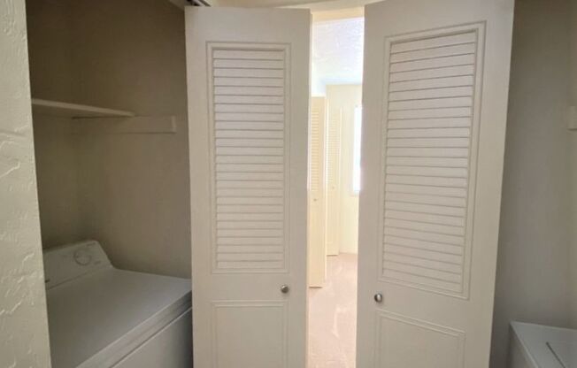 2 beds, 1.5 baths, 1,100 sqft, $1,697, Unit 1610