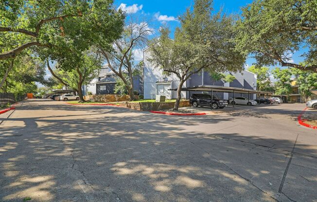 2 beds, 2 baths, 1,064 sqft, $1,400
