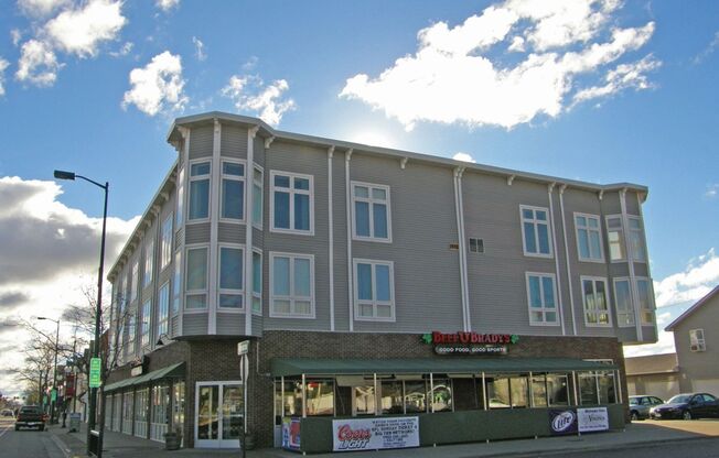 Landmark Square Apartments