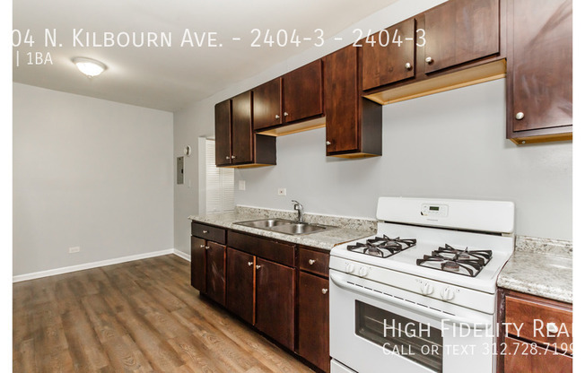 2404 N KILBOURN AVE
