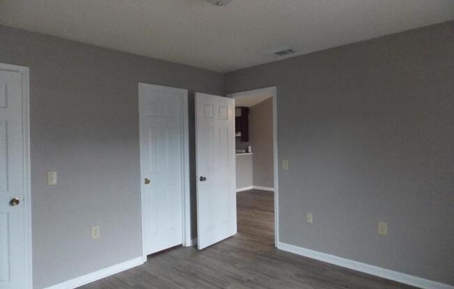 2 beds, 2 baths, 825 sqft, $750, Unit # 42