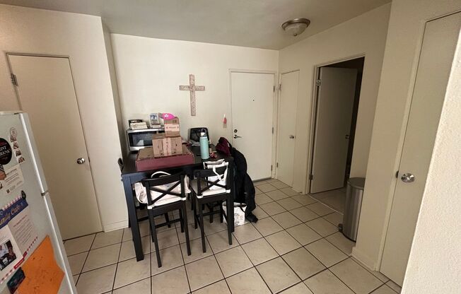 1 bed, 1 bath, $850, Unit 314