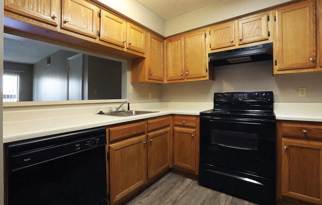 all black appliances in Jackson TN apartments