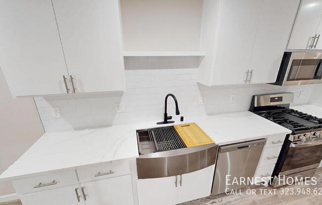 2809 W 46 ST