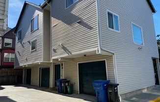 Delridge SW Seattle Townhouse 2 Bedroom 1 Bath 1 Car Garage