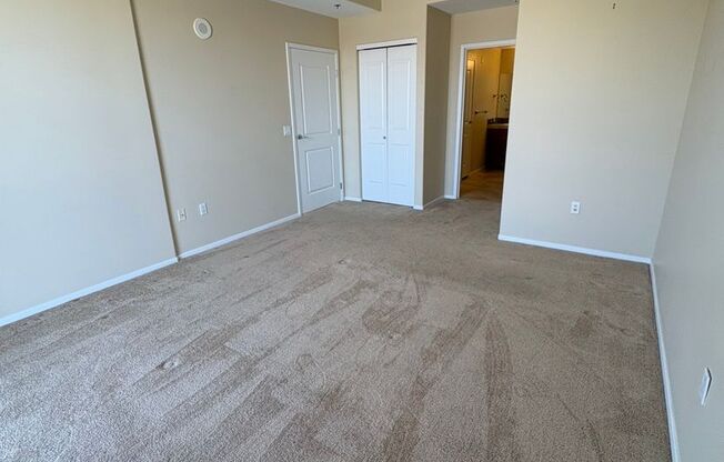 2 beds, 2 baths, $2,700, Unit # 1122
