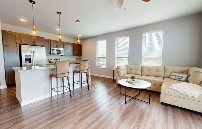 2 beds, 2 baths, 1,250 sqft, $1,925, Unit 222