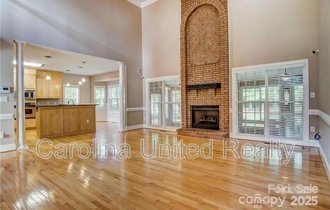 8005 WEDDINGTON DOWNS DR