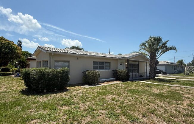 Tyrone single family home 2/1