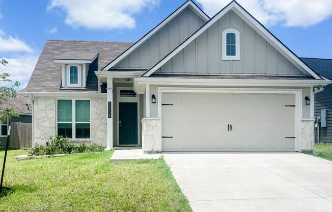 3 bed/2 bath House w/ January 2026 Move In!