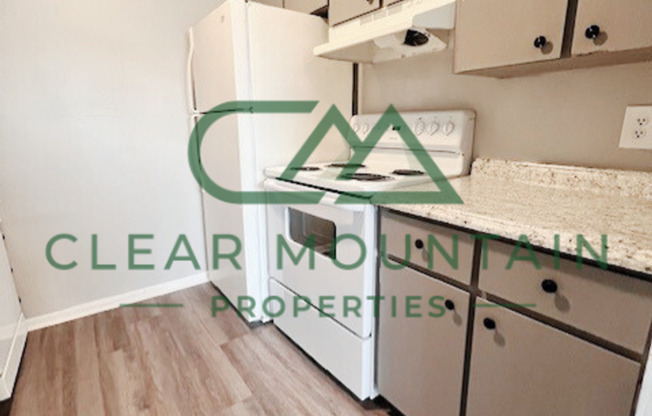 2 beds, 1 bath, 980 sqft, $1,275, Unit 81