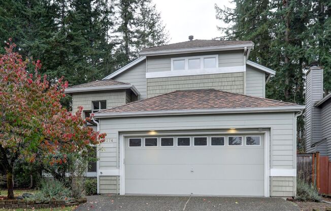 Beautiful 3bd, 2.5ba Home in Klahanie Available!