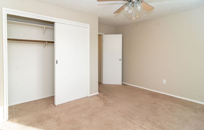 1 bed, 1 bath, 598 sqft, $955, Unit 28U-1D