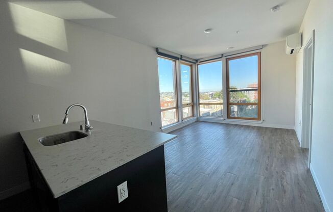 2 beds, 2 baths, 826 sqft, $3,099, Unit Unit 507