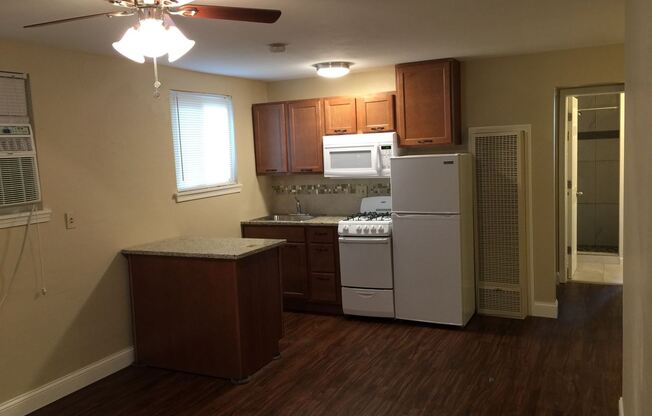 6082 Heis Terrace