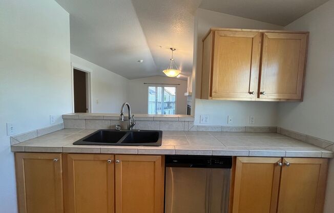 2 beds, 2 baths, $1,845