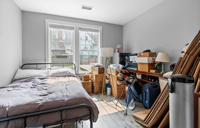 3 beds, 2 baths, 1,291 sqft, $3,000, Unit 2