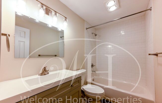 1 bed, 1 bath, 534 sqft, $1,145, Unit 1200 Broadway, Apt A