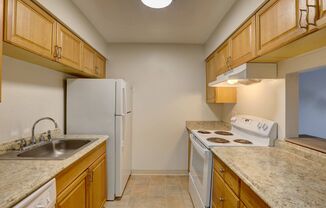 Monaco Parkway Apartments