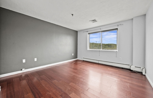 2 beds, 2 baths, 800 sqft, $2,500, Unit 602