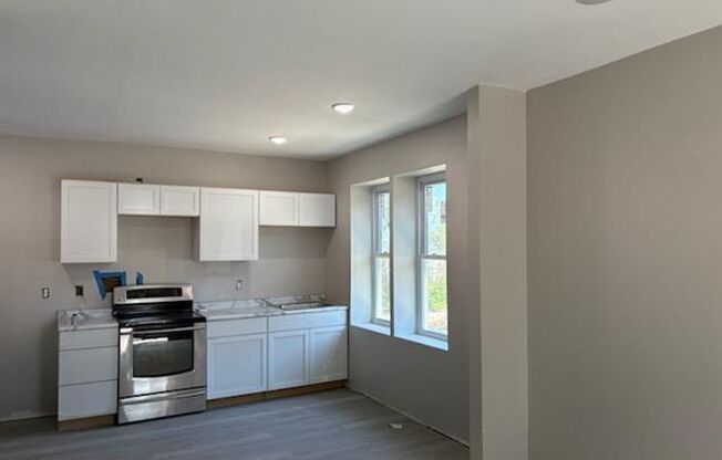 2 beds, 1 bath, 888 sqft, $1,200, Unit Von Phul Street-5200 Unit #2