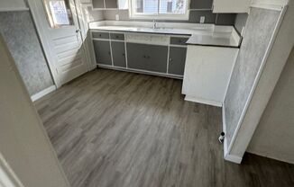 1 bed, 1 bath, $990