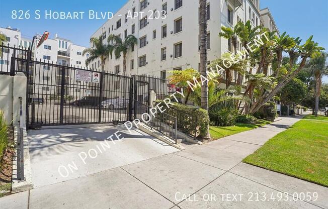 826 S HOBART BLVD