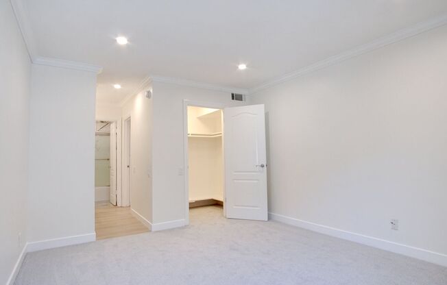 2 beds, 2 baths, $2,590