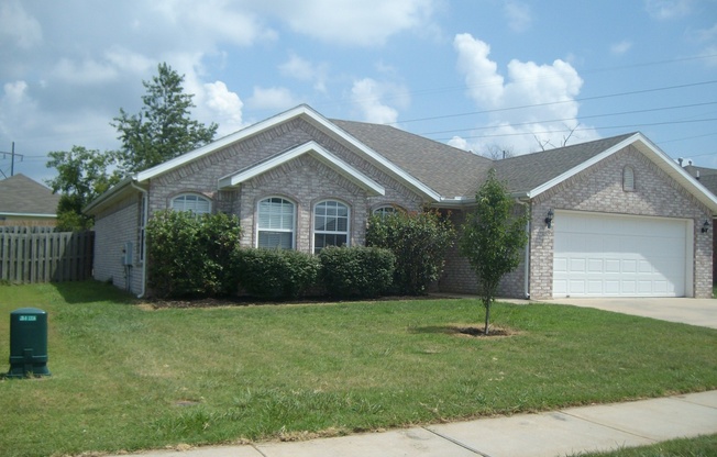 3 beds, 2 baths, $1,700