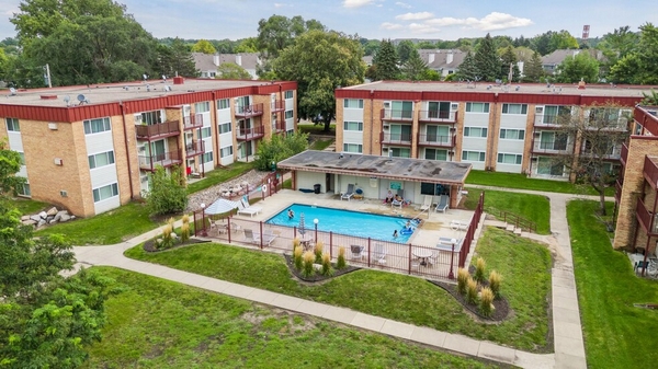 Boulder Court Apartments