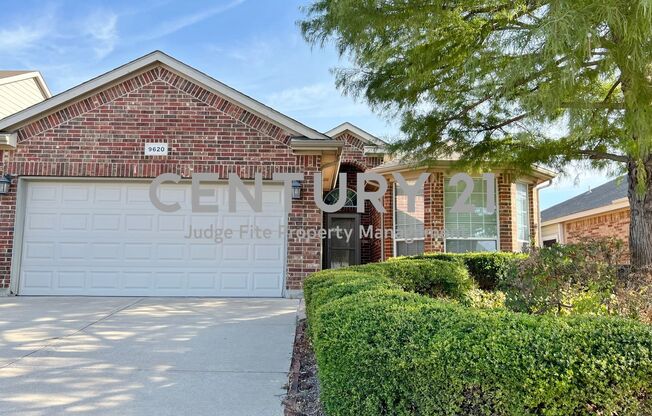 Nice 3/2/2 in White Settlement ISD For Rent!