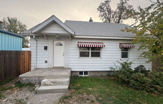 REMODELED 3BD/2BA GARLAND DISTRICT BUNGALOW | SHOP | DETACHED GARAGE | 6-MONTH LEASE | AVAIL 10/23