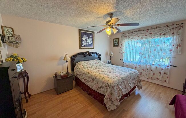 Fully Furnished 2 Bedroom , 2 Bathroom 2nd Floor Condo.