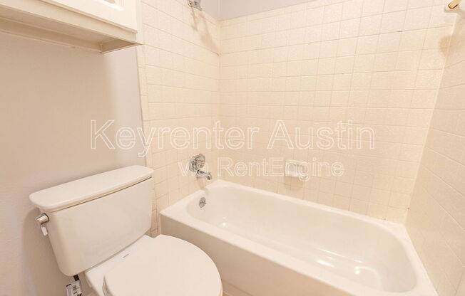 2 beds, 2 baths, 1,004 sqft, $1,650, Unit 380
