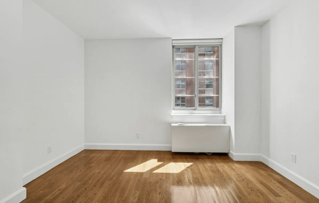 1 bed, 1 bath, 822 sqft, $5,050, Unit 3C