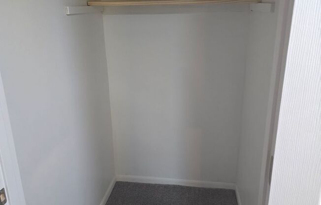 1 bed, 1 bath, 750 sqft, $987, Unit 109