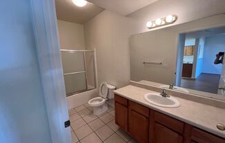 1 bed, 1 bath, $850