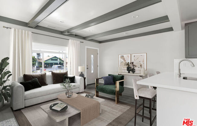 1507 W 50 ST