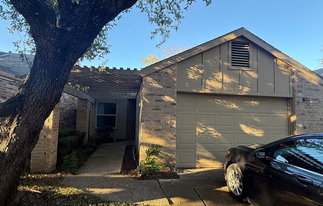 2 Bedroom, 2 Bath Home in Rosser Village!!!