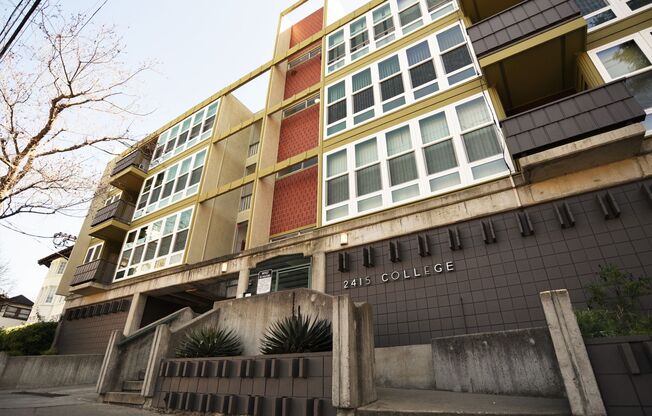 2415 College Ave.