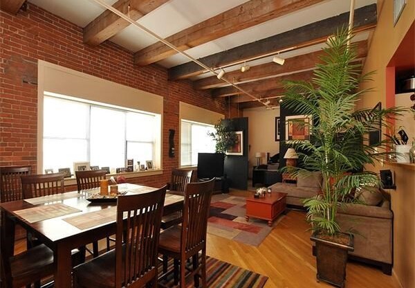 15 SLEEPER ST
